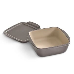 Entdecke die Quadratische Ofenhexe mit Servierhexe – vielseitiges Stoneware Backform Set für köstliche Ofengerichte, Beilagen & Desserts.