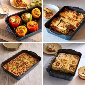 Pampered Chef Brilliance Antihaft-Backform mit Deckel auf Arbeitsfläche